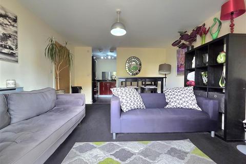 undefined, Longhorn Avenue, Gloucester