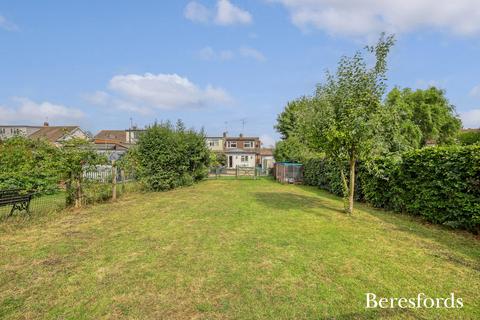 3 bedroom semi-detached house for sale, The Gardens, Doddinghurst, CM15