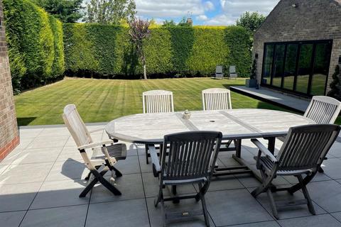 4 bedroom detached house for sale, On Hill, Swanland