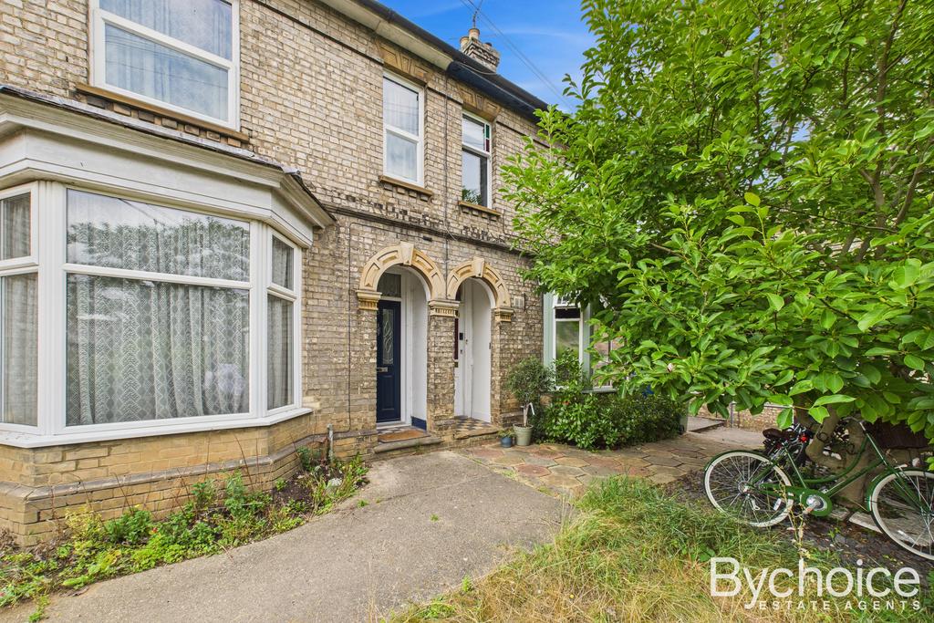 Springfield Terrace, Sudbury 3 bed end of terrace house - £300,000