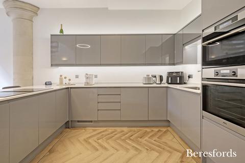 1 bedroom duplex for sale, St. Raphael's Place, Pastoral Way, CM14