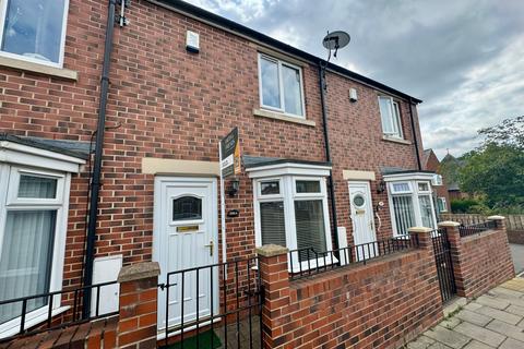 2 bedroom terraced house to rent, North Road, Darlington DL1