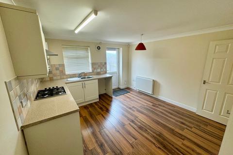 2 bedroom terraced house to rent, North Road, Darlington DL1
