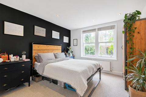 2 bedroom flat for sale, Norfolk House Road, Streatham, London, SW16