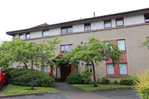 2 bedroom flat to rent, North Werber Place, Fettes, Edinburgh, EH4
