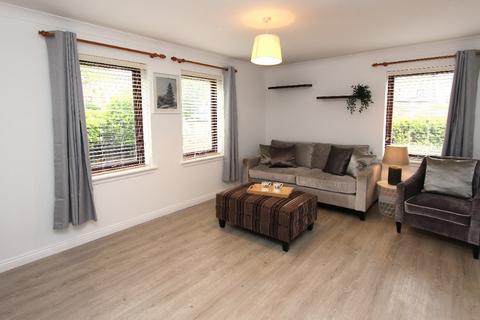 2 bedroom flat to rent, North Werber Place, Fettes, Edinburgh, EH4