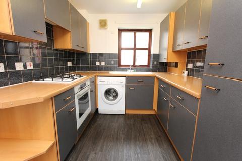 2 bedroom flat to rent, North Werber Place, Fettes, Edinburgh, EH4
