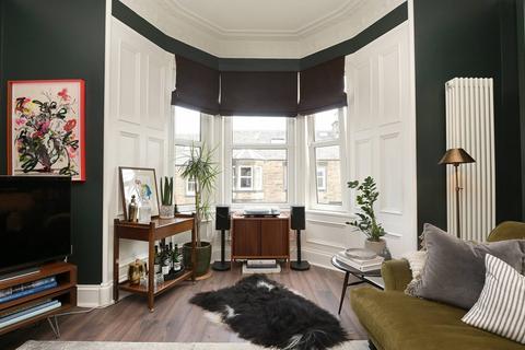 17 Ryehill Place, Edinburgh, EH6 8EP