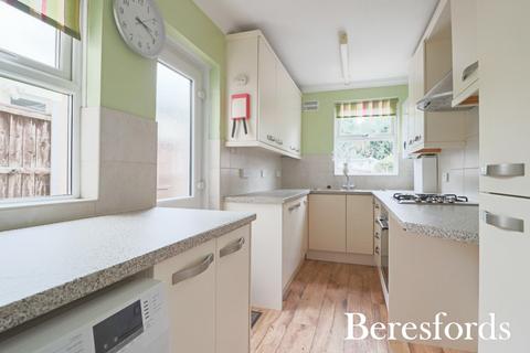 21 Nelson Road, South Ockendon, RM15 6PX