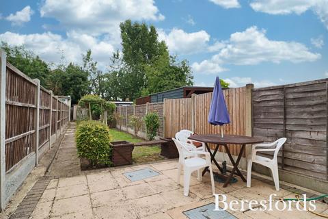 21 Nelson Road, South Ockendon, RM15 6PX