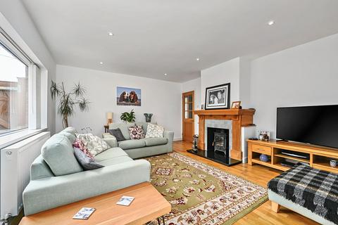 5 bedroom detached house for sale, Kingsford Street, Ashford TN25
