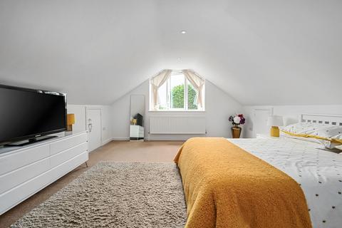 5 bedroom detached house for sale, Kingsford Street, Ashford TN25