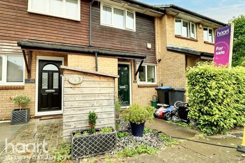2 bedroom terraced house for sale, Forresters Drive, Welwyn Garden City