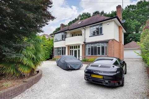 4 bedroom detached house for sale, Queens Park Avenue, Bournemouth BH8