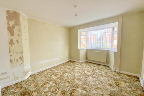 3 bedroom semi-detached house for sale, Westkirke Avenue, Scartho