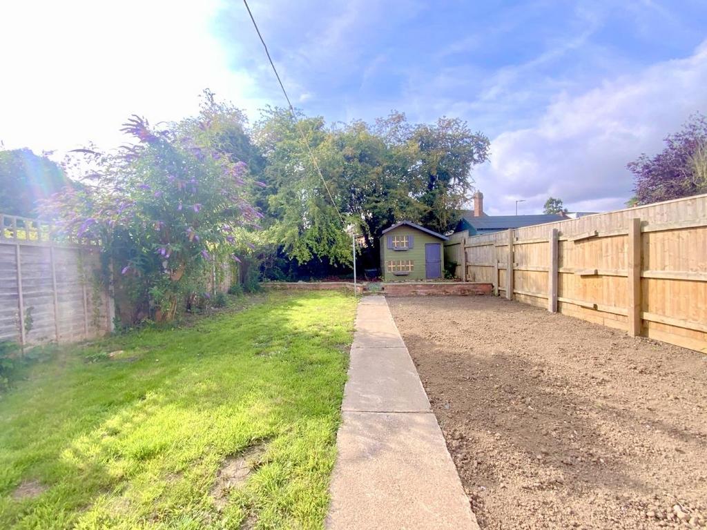 Resized IMG 2135..jpg