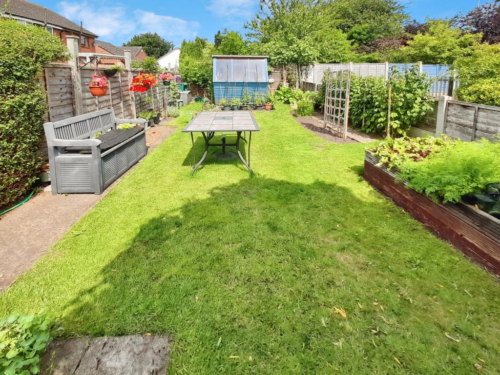 Pbox-garden-315896.jpg