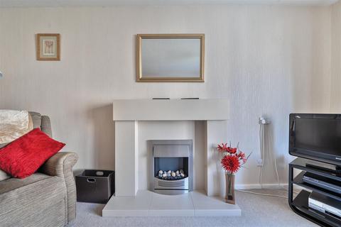 1 bedroom flat for sale, Button Close, Whitchurch, Bristol