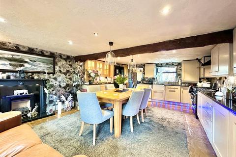 undefined, Tom Lane, Chapel-En-Le-Frith, High Peak
