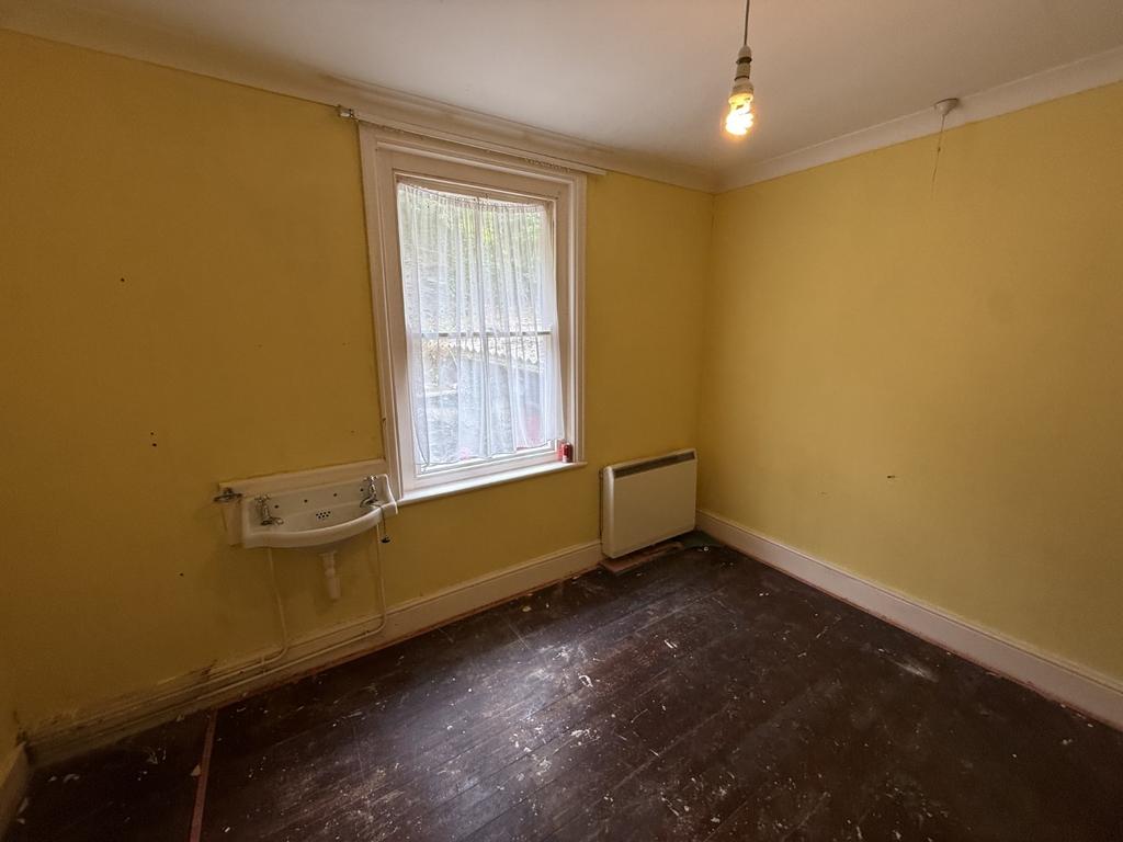 Rear Double Bedroom 2