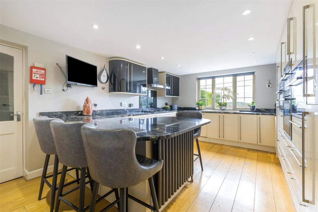 Kitchen/Breakfast