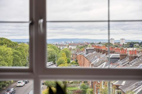 2 bedroom flat for sale, 150 Bogton Avenue, Flat 3/1, Muirend, Glasgow, G44 3JU