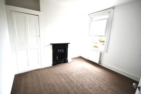 2 bedroom terraced house to rent, 69 Patrick Road, E13