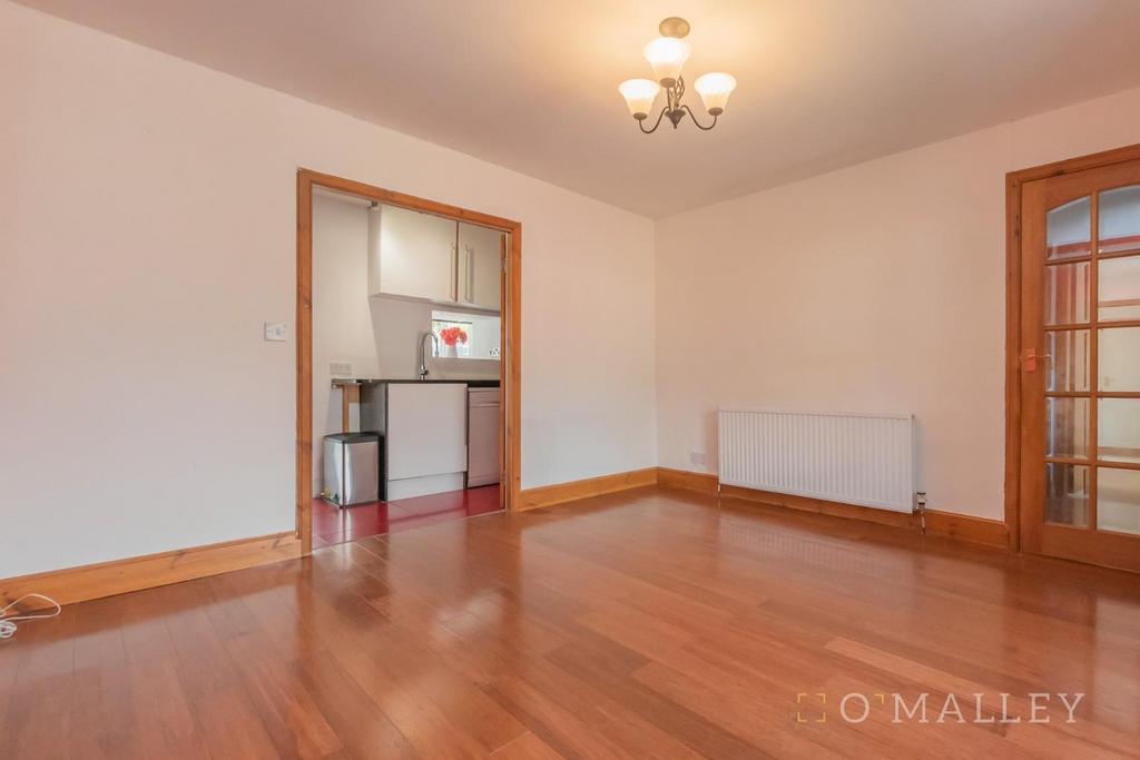 7. Living Room 4.jpg