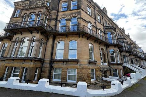 2 bedroom property to rent, Esplanade Gardens, Scarborough