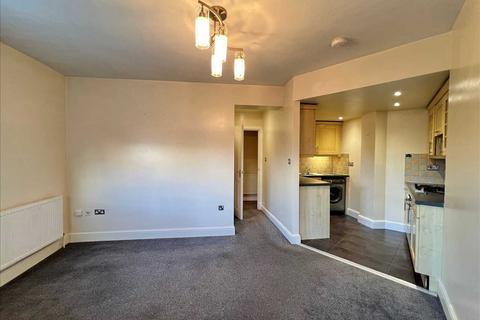 2 bedroom property to rent, Esplanade Gardens, Scarborough