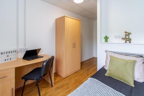 1 bedroom in a flat share to rent, Clasketgate, Lincoln LN2