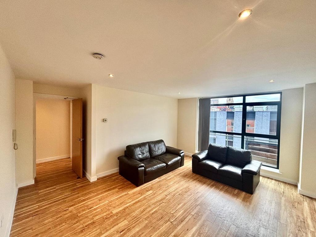 Living room 3