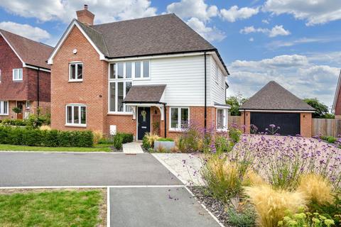 4 bedroom detached house for sale, Spring Gardens, Sutton Valence, ME17