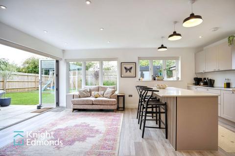 4 bedroom detached house for sale, Spring Gardens, Sutton Valence, ME17
