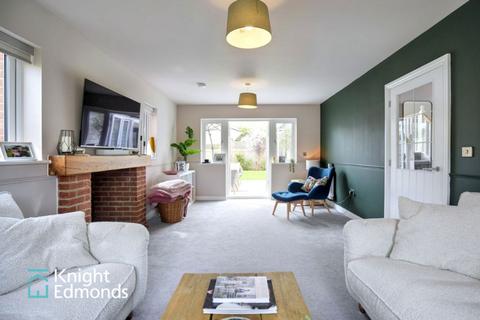 4 bedroom detached house for sale, Spring Gardens, Sutton Valence, ME17