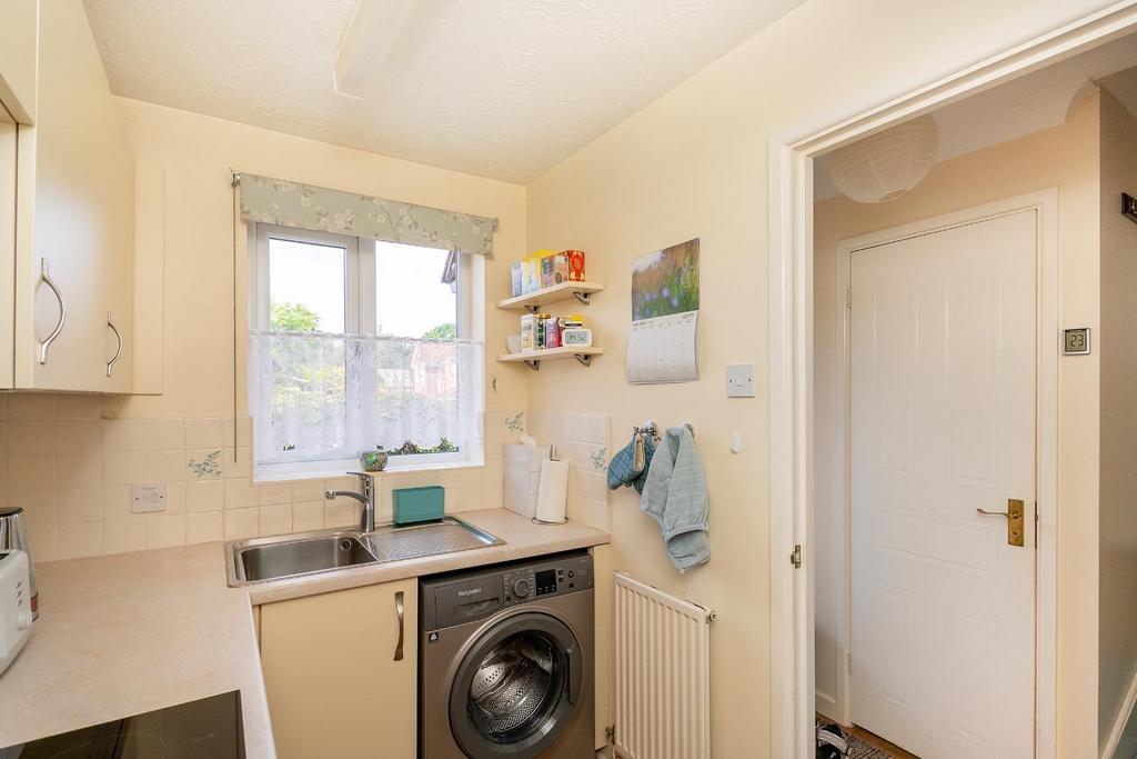 2 L1 HFS - Kitchen B.jpg