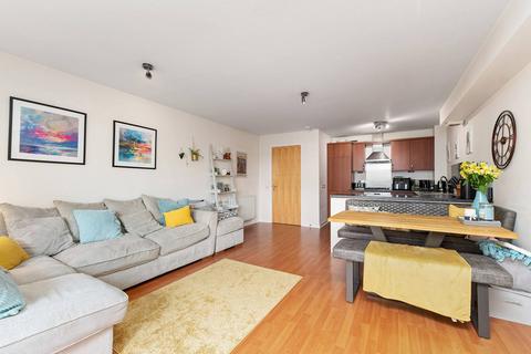 Flat 9, 3 Hawkhill Close, Edinburgh, EH7 6FD