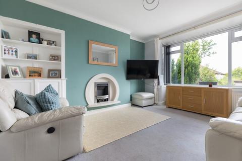 33 Morven Drive, Clarkston, Glasgow, G76 7QH