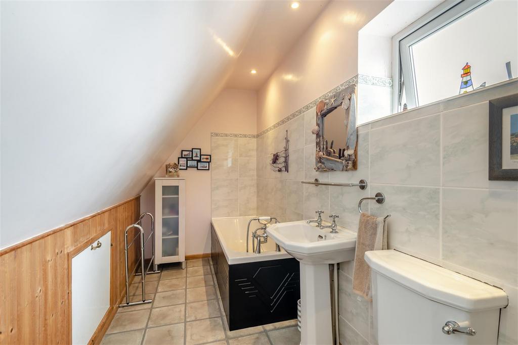 8658069-interior07.jpg
