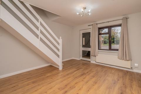 2 bedroom detached house to rent, Cutlers Way, Leighton Buzzard, LU7
