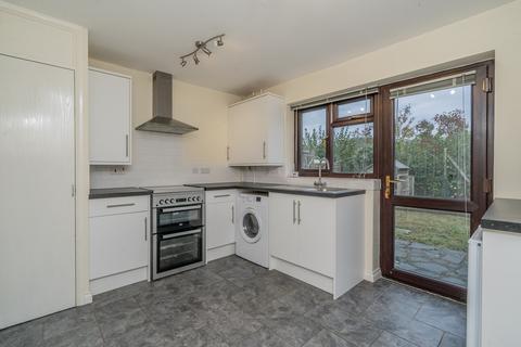 2 bedroom detached house to rent, Cutlers Way, Leighton Buzzard, LU7