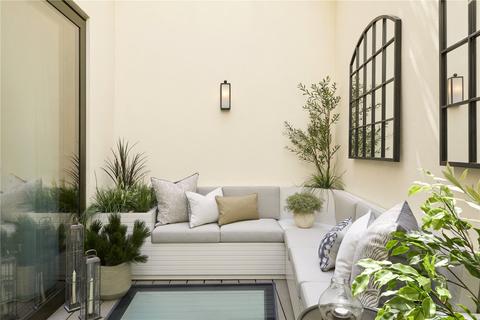 3 bedroom terraced house for sale, Ennismore Gardens Mews, Knightsbridge, SW7