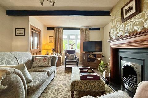 2 bedroom terraced house for sale, Scarlet Heights, Bradford BD13