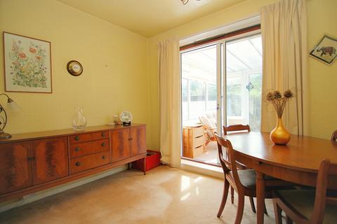 1 bedroom semi-detached bungalow for sale, The Fairway, Stanningley, Pudsey