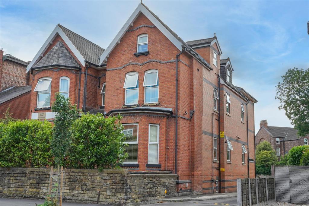 Ventry Court, Chorlton.jpg