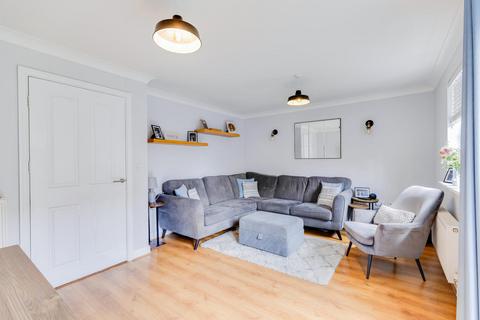 2 Clos Maedref, Radyr, Cardiff, CF15 8DS