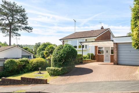 Dunedin Drive, Caterham CR3