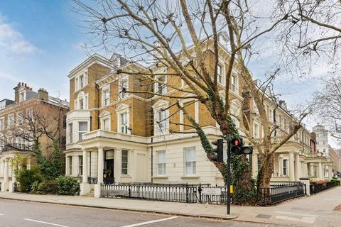 undefined, 21 Holland Park Gardens, Holland Park, W14