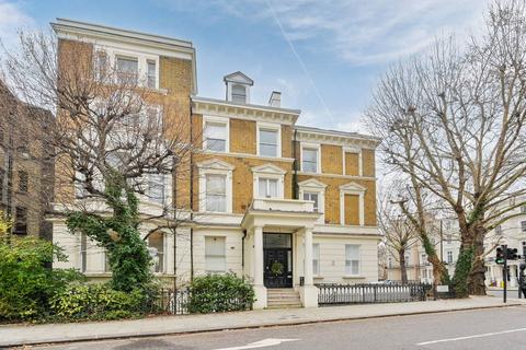 21 Holland Park Gardens, Holland Park, W14