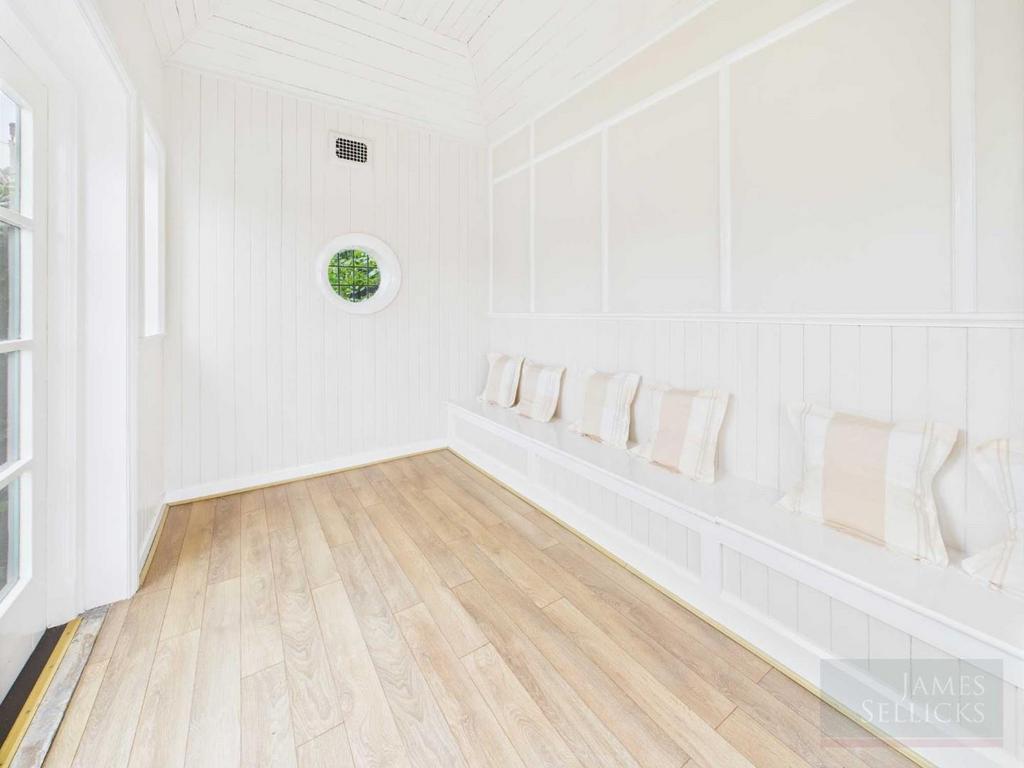 Summer House